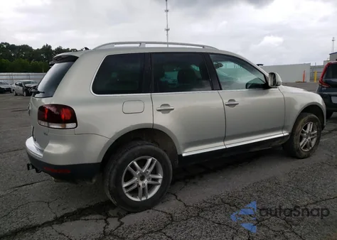 2010 Volkswagen Touareg Tdi from USA, damaged, VIN WVGFK7A96AD004053